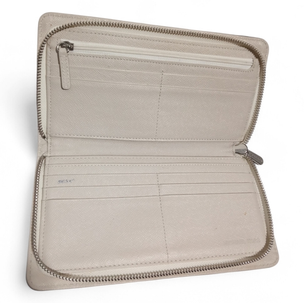 Michael Kors MK Logo Zip Wallet Beige Neutral Long Clutch Organizer - Picture 4 of 8